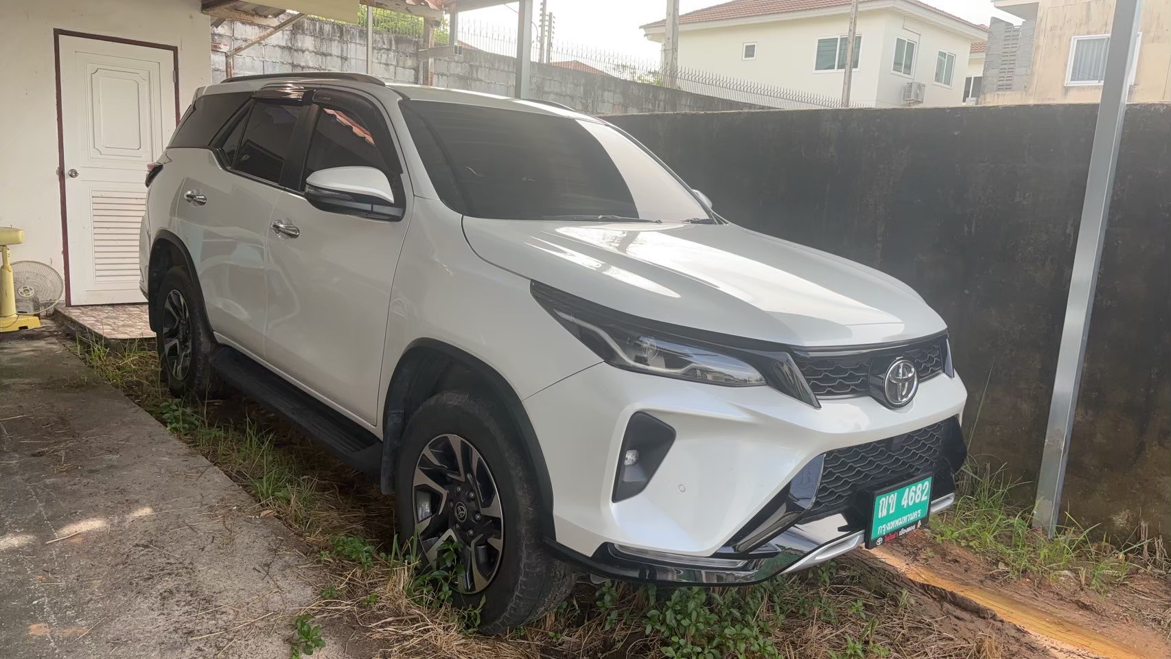 Luxury SUV