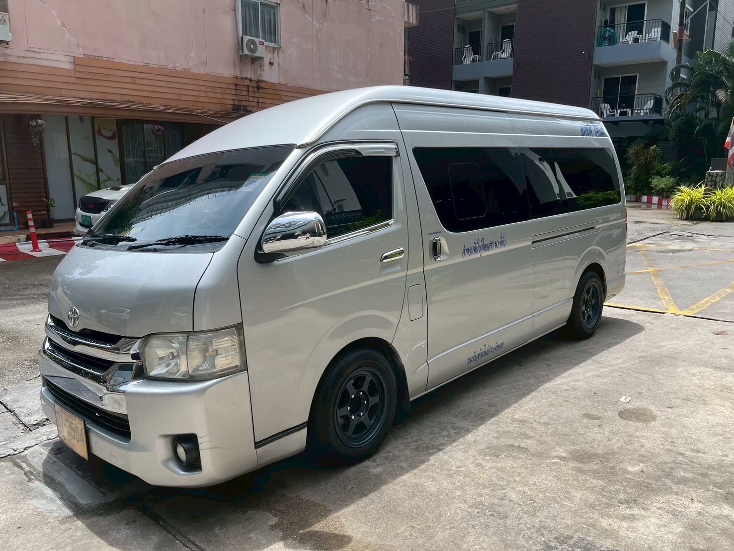 Phuket Vans
